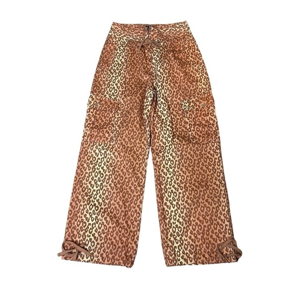 Venus Leopard Cheetah Animal Print Cargo Pants - Picture 3 of 16